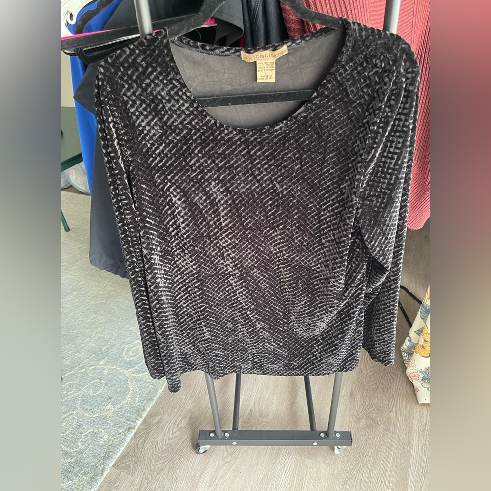 Notations Black Textured Long Sleeve Top